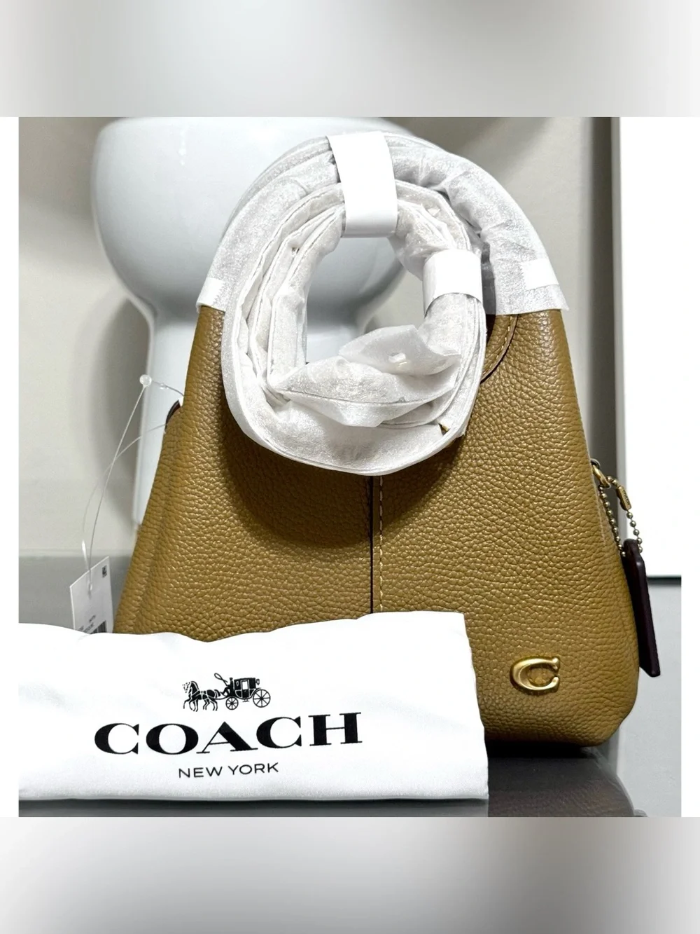 COACH Lana Shoulder Bag 19, MUTED OLIVE